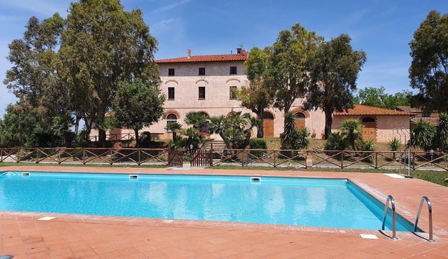 Apartment 'Paolina' with Sea View, Wi-Fi and Air Conditioning