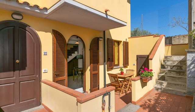 Apartment "Pugnitello" with Terrace, Shared Pool & Wi-Fi
