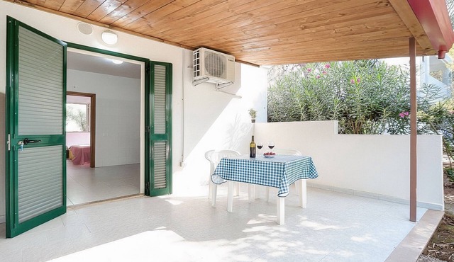 Apartment 'Sabbia D'oro 203' with shared pool and Wi-Fi