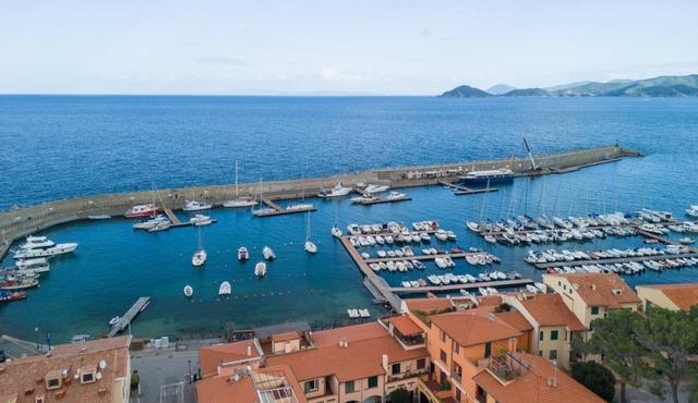 APPARTAMENTI MARCIANA MARINA - APPARTAMENTO L'EDERA