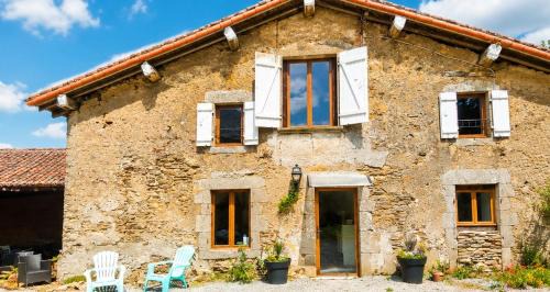 Apple Barn Cottage with 5 Bedrooms