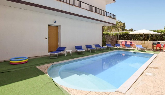 Awesome apartment in Palmi