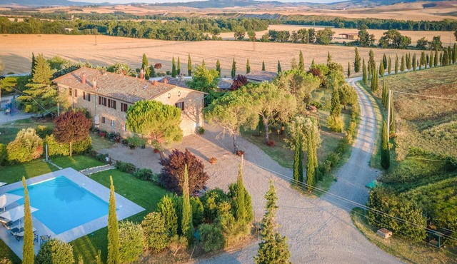 Awesome home in Pienza