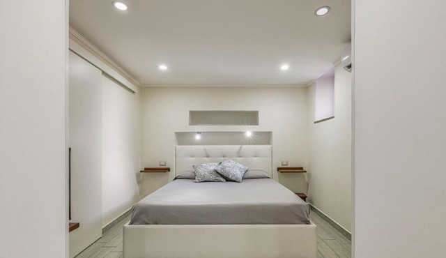 B&B Silver Sleep