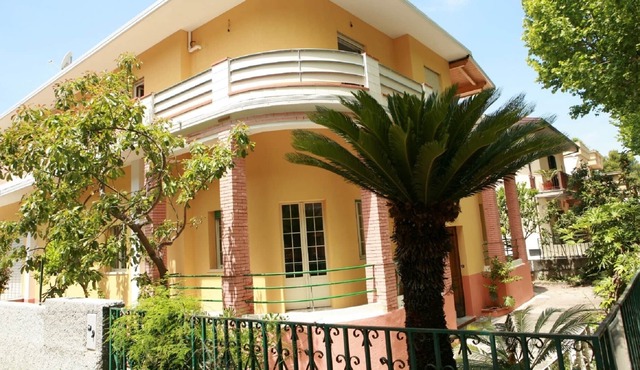 B&b VILLA ANNA MAT BALCONY