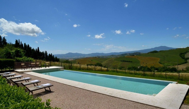 Beautiful apartment for 4 guests with WIFI, pool, A/C, TV, terrace, panoramic view and parking