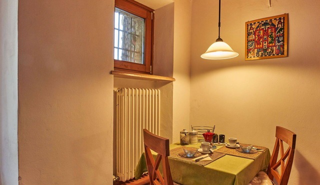 Beautiful apartment in villa for 2 guests with WIFI, TV and terrace