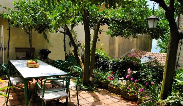 Beautiful apartment for 5 guests with WIFI, A/C and pets allowed