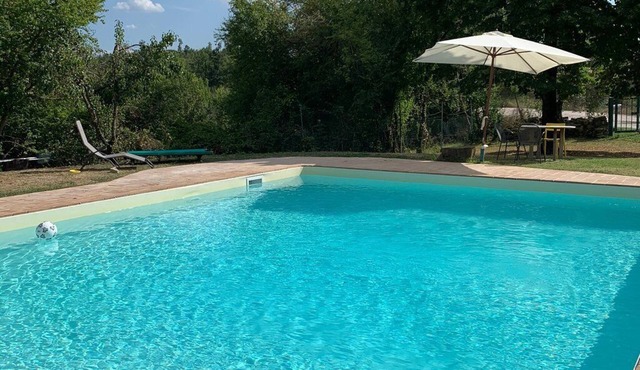 Beautiful doble suite in 16th century villa, with swimming pool
