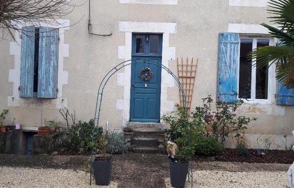 Beautiful Four Poster Double Room with en-suite, Nouvelle Aquitaine, France
