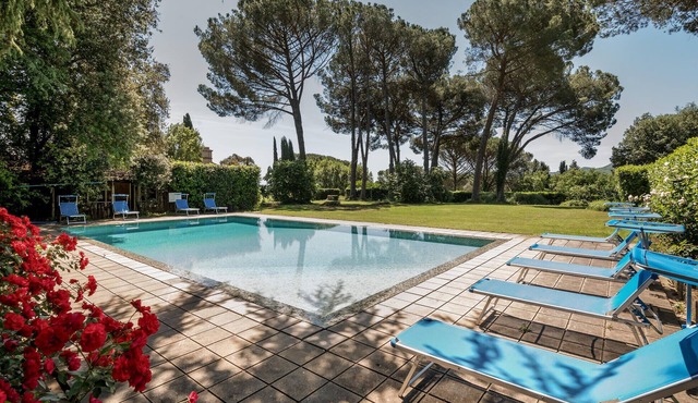 Beautiful home in Sutri