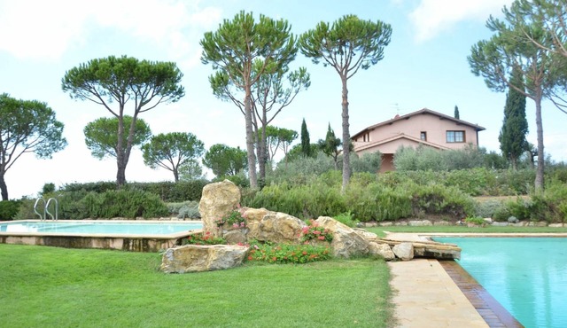 Beautiful Villa in Maremma, 10 minutes from the beach. Airco, Pool, jacuzzi, gym, wellness corner
