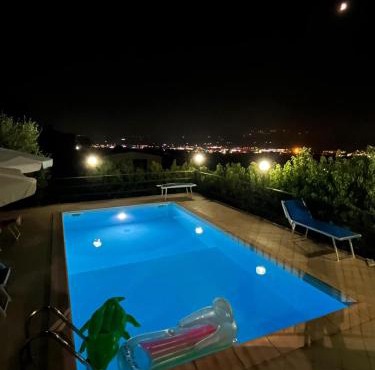 Belvedere Rooms con Piscina - Soggiorni Le Grotte