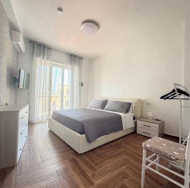 Betti Holiday House - Naples Center - Casa Vacanze - Napoli Centro - Rione Sanità