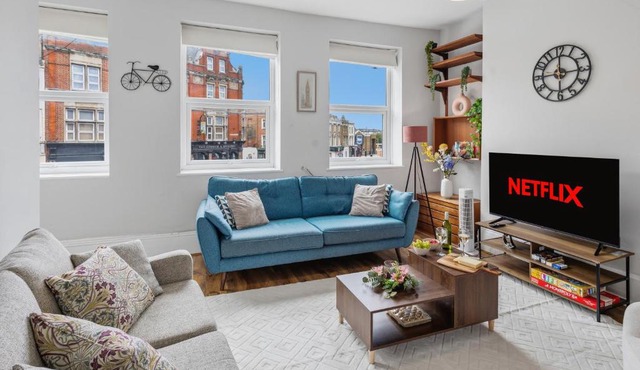 Blackheath 3 Bedroom Apartment