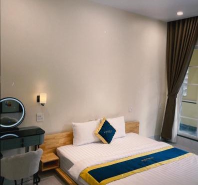 Blue Diamond Homestay - Garden View
