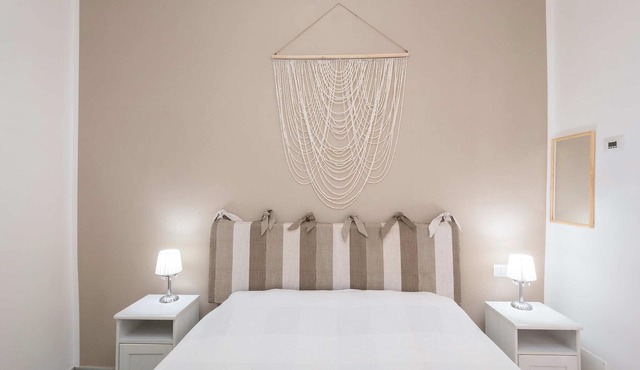 Borgo Stays | Bright apartment near the lake