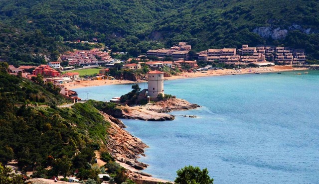 Bougainvillea - Isola del Giglio holiday apartment at Campese sand beach