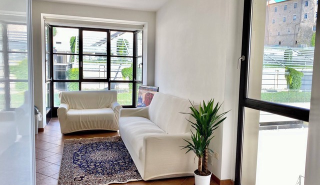 Bright apartment in the center inside the walls
