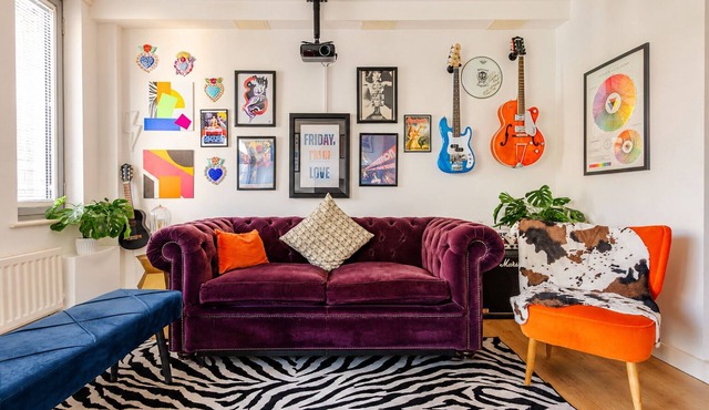 Bright artistic flat in Central London