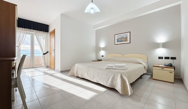 Bright B&B with Sea View Balcony - 226 - Santangelo - Pool