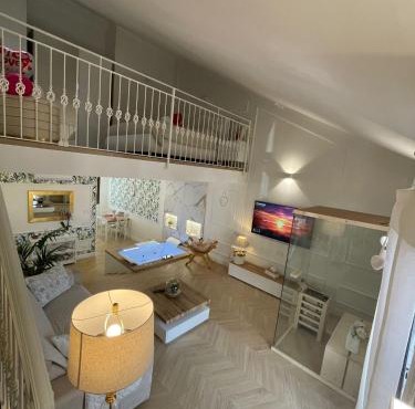 Camilla Luxury Home