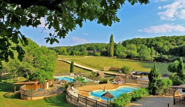 Camping 3 étoiles - Piscine - ccbfh0d