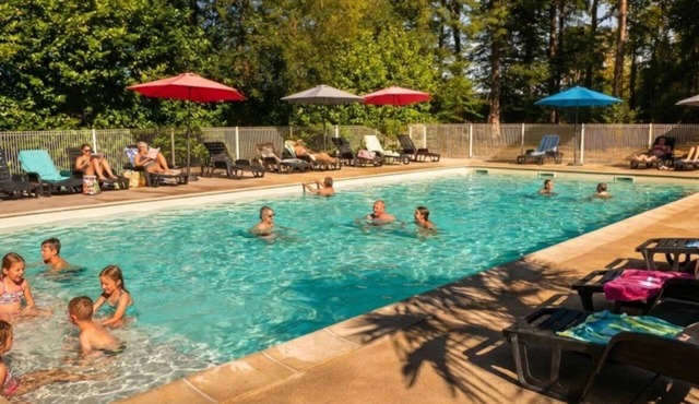 Camping 3 étoiles - Piscine - ccbga0a