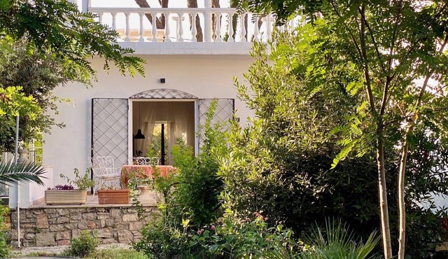 Casa Felice Arcobaleno - directly on the beach - swimming before breakfast