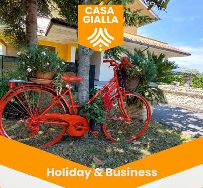 Casa Gialla - Holiday & Business