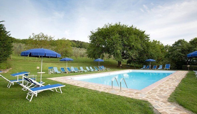 Casa Salvia E: An apartment in the characteristic style of the Tuscan countryside, with Free WI-FI.