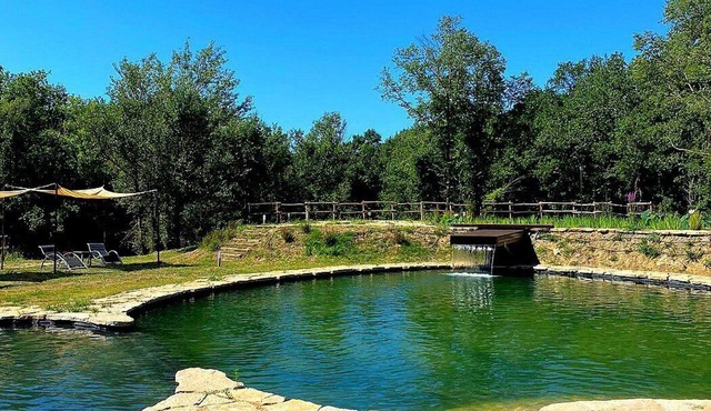 Casa Uvetta B: A characteristic and welcoming apartment situated in the heart of the Tuscan countryside, with Free WI-FI.
