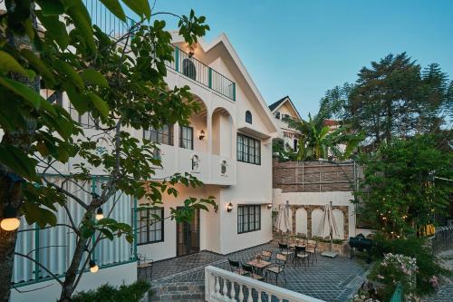 Casa Villa - charming symphony in Dalat center