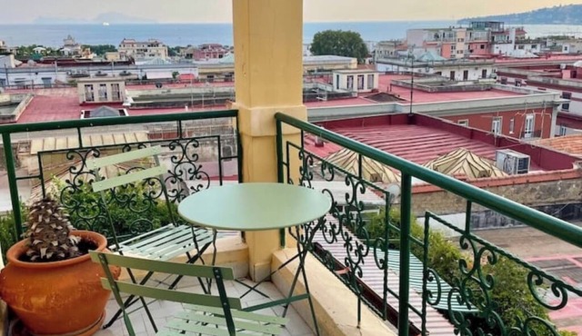 CasaChi - Naples, Italy. Entire housing: rental housing