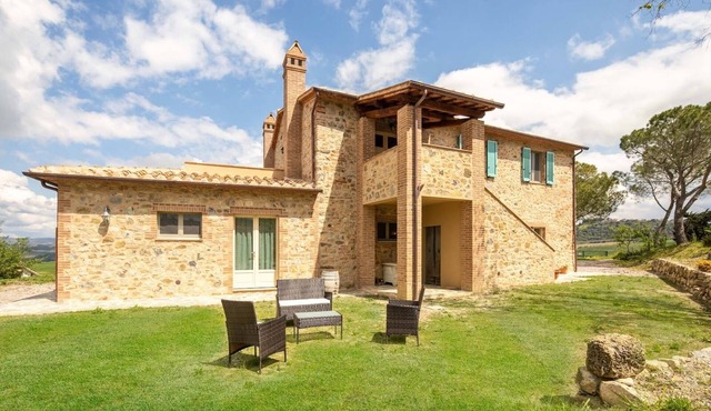 Casale Stabbiatelli in Montenero d'Orcia , Toscana