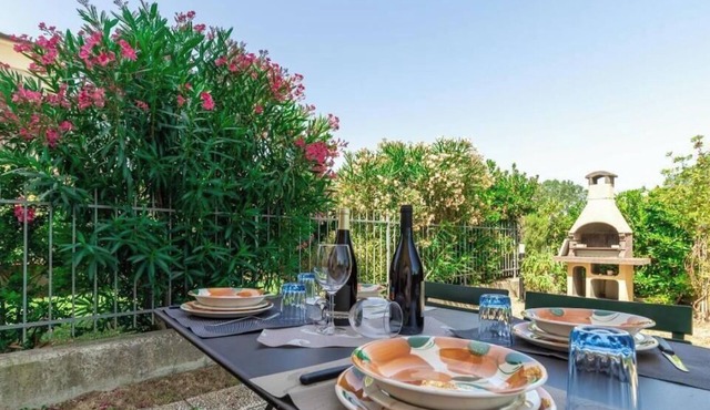 Casamare Loreto - Two Bedroom Apartment, Sleeps 4