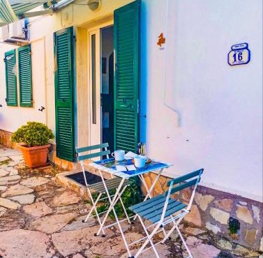 Casina Tecla