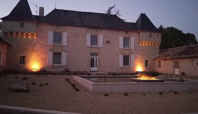 Castel du 15ème Siècle, Calme et Sérénité au Coeur de la Forêt