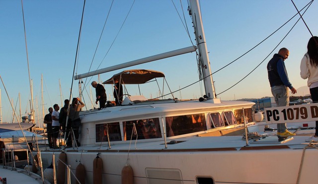 Catamarano Mauticat Boat & Breakfast