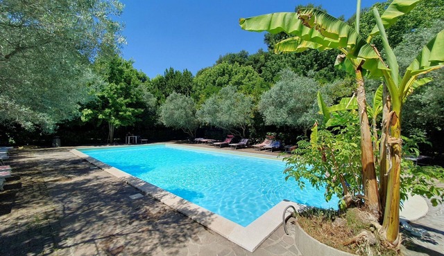 Chalet with swimming pool a few km from Rome