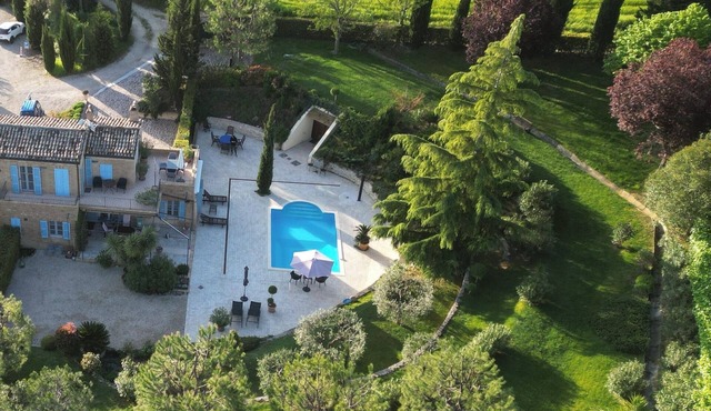 Charming Italian house with pool and Mediterranean garden