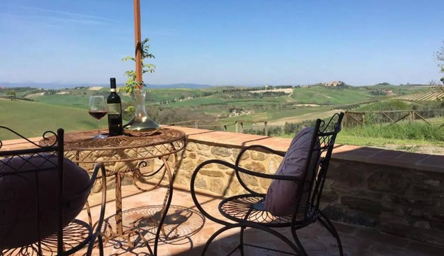 Cordella in Valdorcia Truffle & Olive Oil Resort - Podere Borgasso