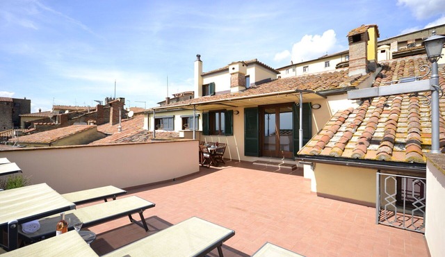 Cosy apartment for 4 people with A/C, WIFI, TV, terrace, pets allowed and panoramic view
