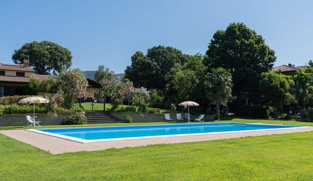 Cosy apartment in villa for 6 guests with WIFI, pool, TV and terrace
