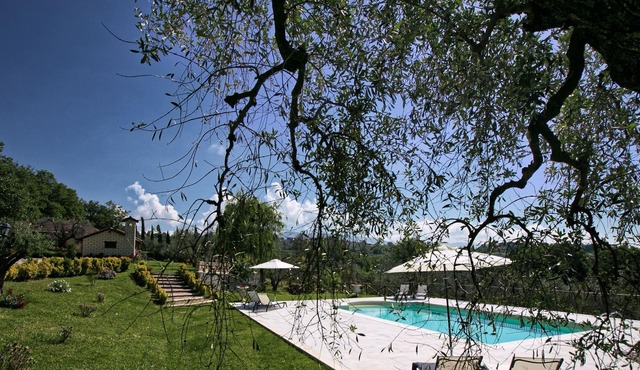 Cosy holiday home with pool and air conditioning