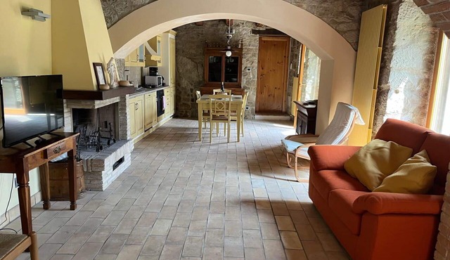 Country House/Farm House in Ascoli Piceno with 4 bedrooms sleeps 8