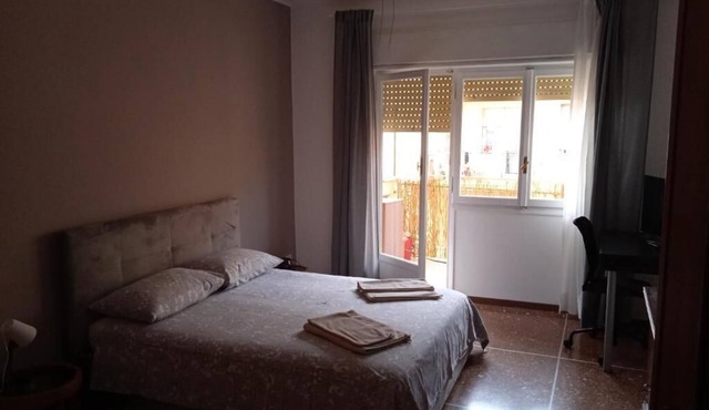 Cozy apartment 10 minutes from Metro Tiburtina and bus stop 50m away.
