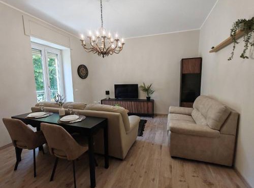 Cozy apartment overlooking the main square