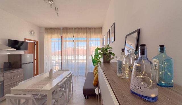 Cozy holiday home in the heart of Civitanova Marche, located at Viale Vittorio Veneto 13, on the third floor of a building with an elevator. Just a short walk from the beach and the city center’s pedestrian area, it’s the perfect choice for families