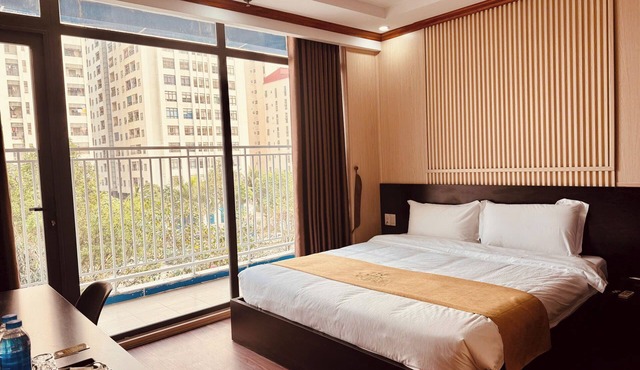 Crowne Plaza Hotel